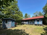 Stuga i Färjestaden, Tveta